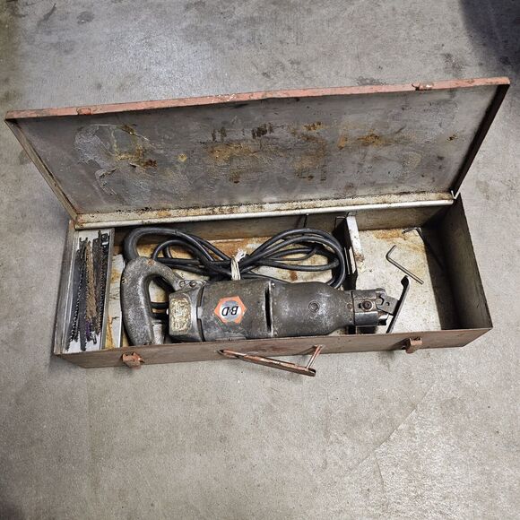 VTG Black & Decker No. 682 6-Speed Heavy Duty Saber Saw Reciprocating w/ Blades - Picture 9 of 15